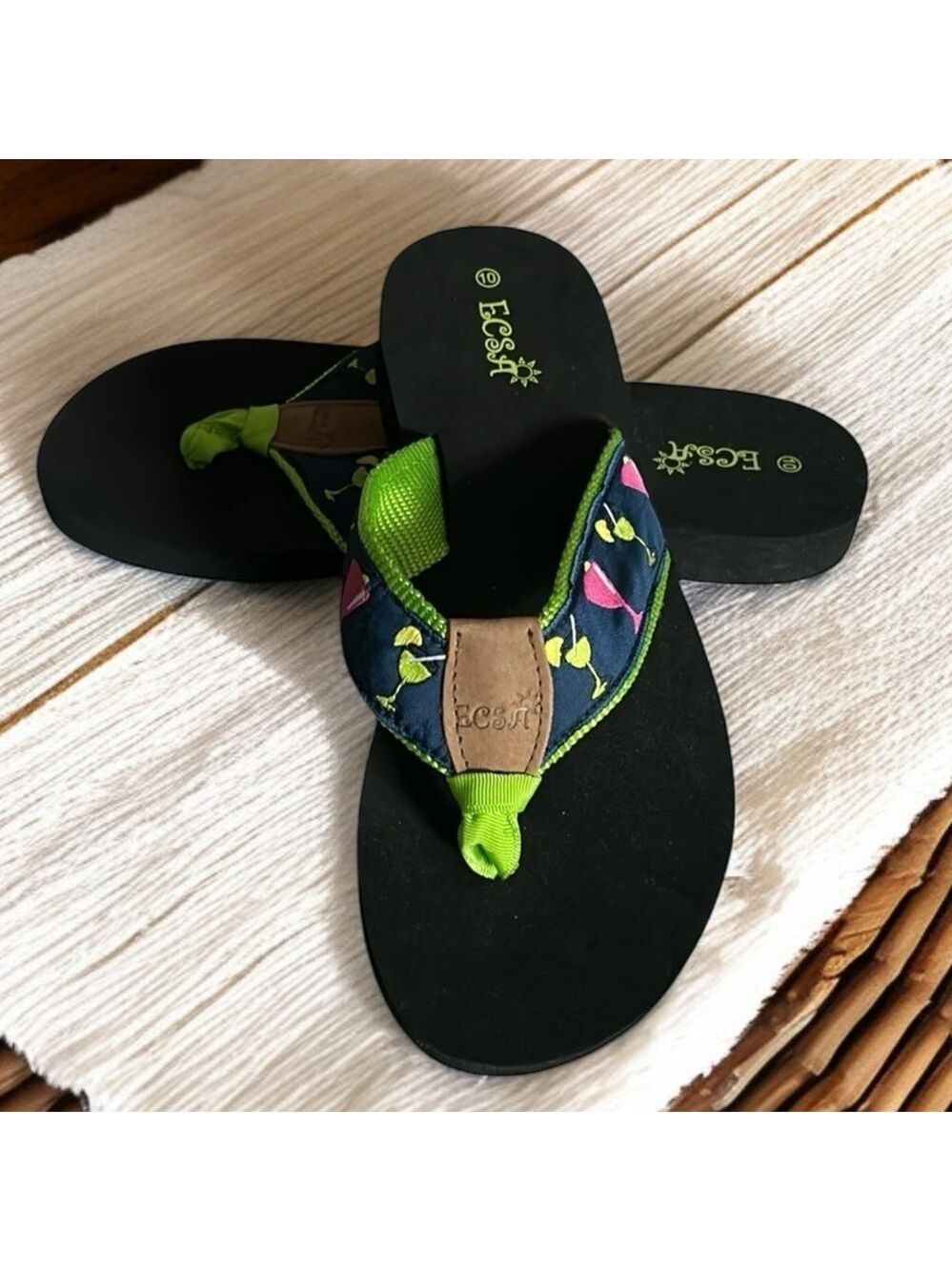 Ecsa Cocktail Flip Flops in Green with Blue Printed Straps Size 10